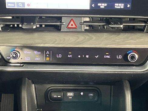 Certified 2023 Kia Sportage X-Line w/ X-Line Premium Package image 19