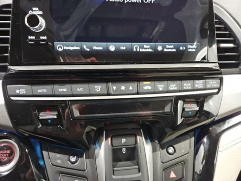 New 2026 Honda Odyssey Touring image 27