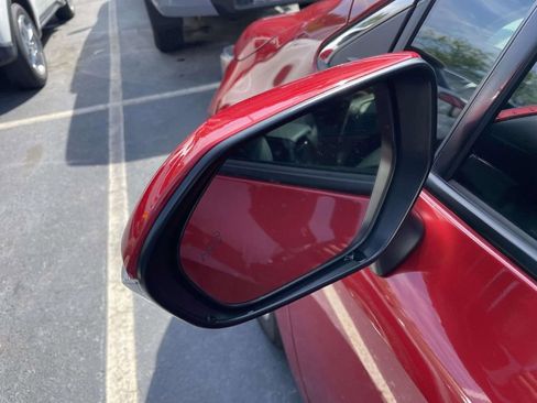 Used 2021 Toyota Corolla XLE image 11