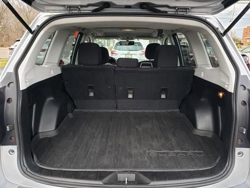 Used 2017 Subaru Forester 2.5i Premium w/ All-Weather Package image 5