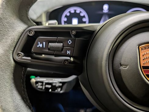 Certified 2025 Porsche Cayenne Turbo GT AWD/4WD image 28