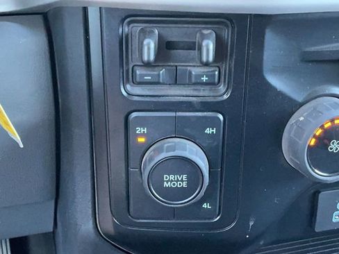 Used 2025 Ford F250 XLT image 23