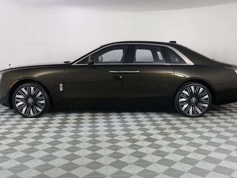 New 2026 Rolls-Royce Ghost image 2