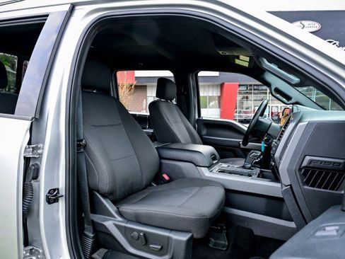 Used 2019 Ford F150 XLT w/ Equipment Group 302A Luxury image 32