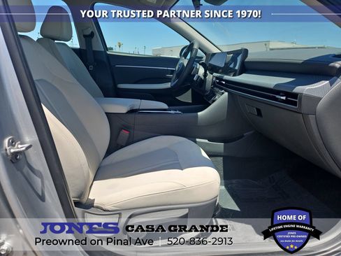 Used 2025 Hyundai Sonata SEL FWD image 12