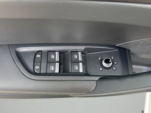 Used 2024 Audi Q5 2.0T Premium Plus image 11