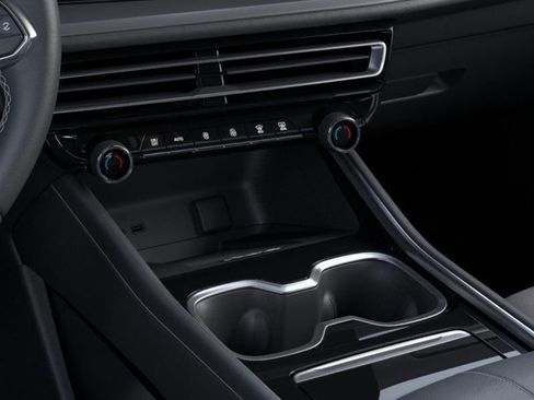 New 2026 Chevrolet Traverse LT w/ Sun and Wheel Package image 25