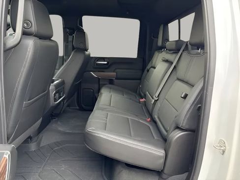 Used 2023 Chevrolet Silverado 2500 High Country w/ Z71 Off-Road Package image 38