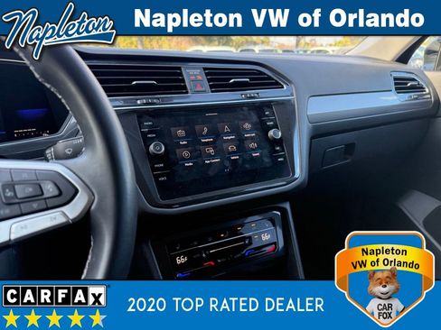 Certified 2022 Volkswagen Tiguan SE image 25