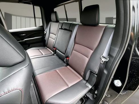 Certified 2025 Honda Ridgeline Black Edition image 21