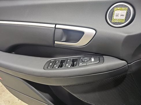 New 2026 Hyundai Sonata SEL FWD image 24