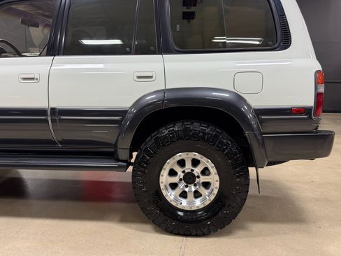 Used 1997 Lexus LX 450 4WD image 19