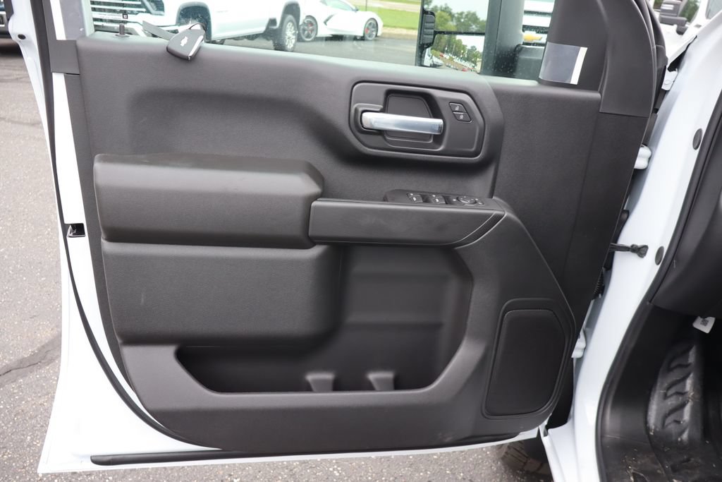 New 2026 Chevrolet Silverado 3500 W/T AWD/4WD image 4