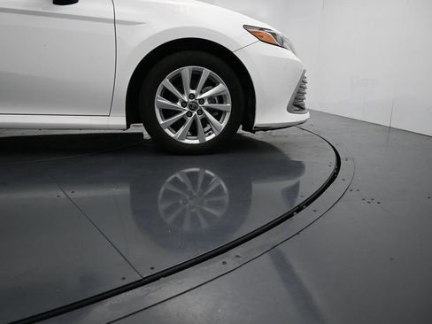 Used 2024 Toyota Camry LE FWD image 11