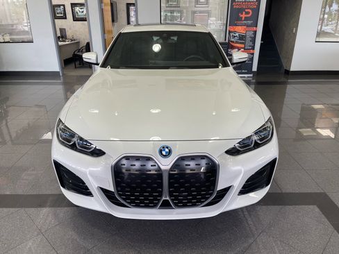 Used 2023 BMW i4 eDrive40 w/ M Sport Package RWD image 9