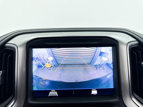 Used 2019 Chevrolet Silverado 1500 LT w/ All-Star Edition image 9