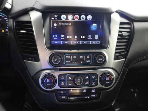 Used 2019 Chevrolet Tahoe 2WD w/ Remote Keyless Entry Package image 19