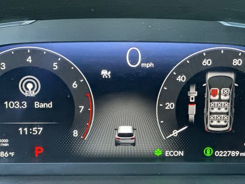 Certified 2024 Honda Pilot Elite image 32