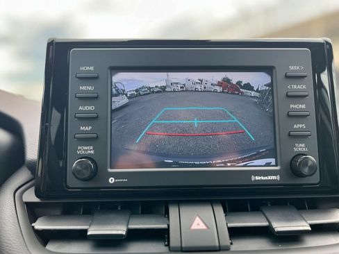 Used 2022 Toyota RAV4 XLE w/ Convenience Package AWD/4WD image 30