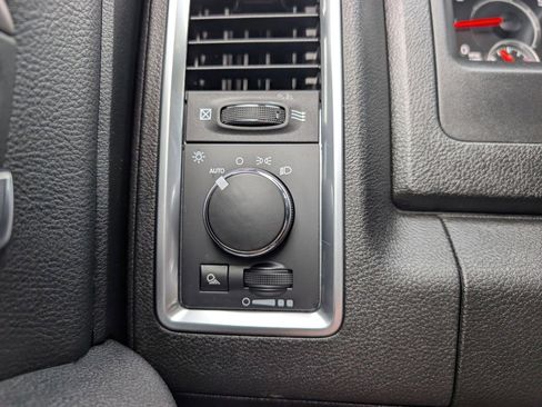 Used 2024 RAM 1500 Classic Warlock image 32