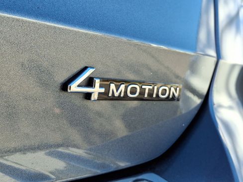 Certified 2022 Volkswagen Taos S image 30