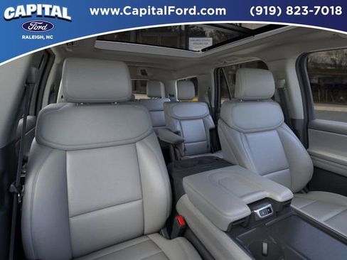 New 2026 Ford Expedition Active RWD image 10