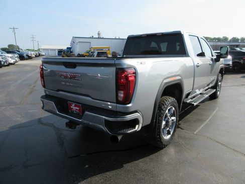 Certified 2025 GMC Sierra 2500 SLE w/ SLE Value Package; AWD/4WD image 6
