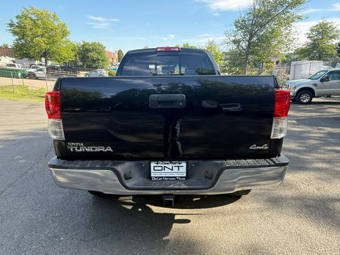 Used 2012 Toyota Tundra 4x4 Double Cab w/ Tow Pkg image 5
