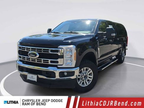 Used 2023 Ford F250 XLT AWD/4WD image 1