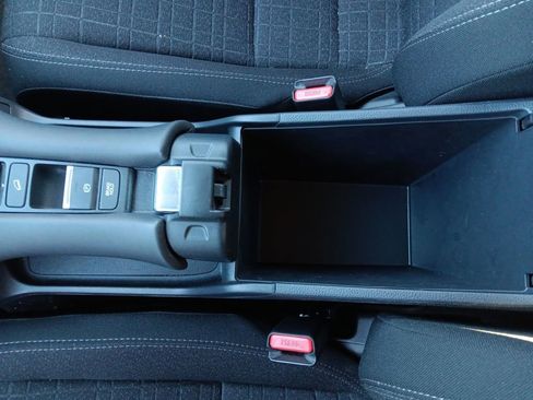 Used 2025 Honda HR-V LX image 21