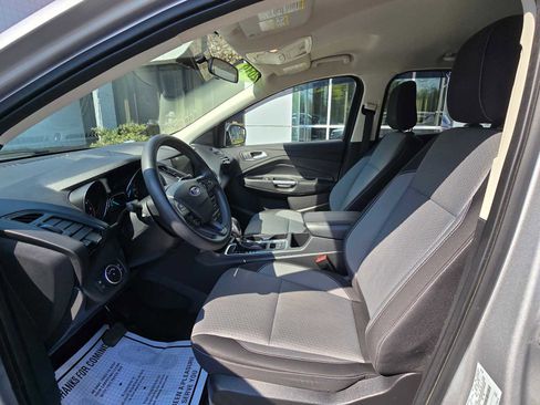 Used 2019 Ford Escape SE AWD/4WD image 2