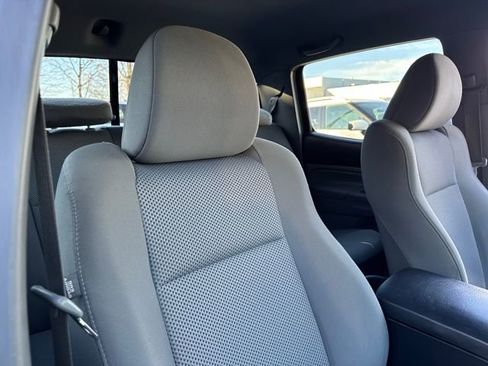 Used 2014 Toyota Tacoma 4x4 Double Cab w/ TRD Sport Package image 23