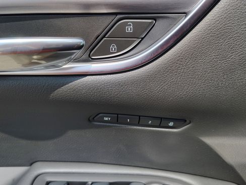 New 2025 Cadillac XT6 Luxury w/ LPO, Premium Carpet Package image 12