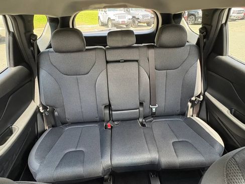 Used 2021 Hyundai Santa Fe SE FWD image 31