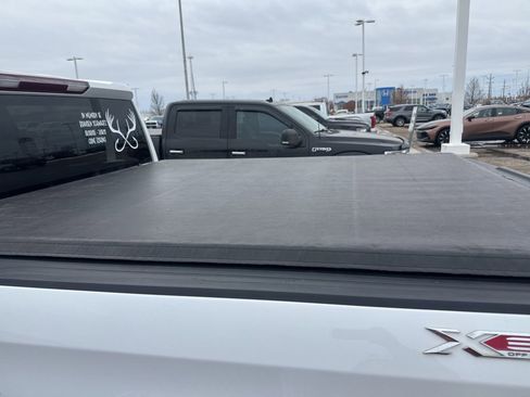 Used 2021 GMC Sierra 1500 Elevation w/ X31 Off-Road Package image 10