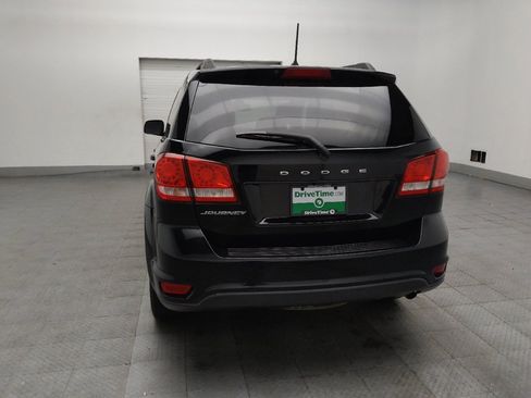 Used 2019 Dodge Journey SE FWD image 6