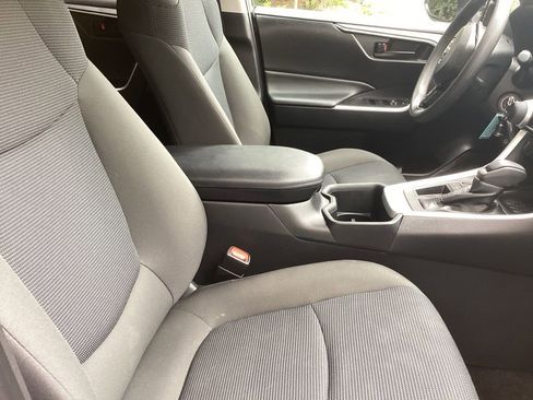 Used 2023 Toyota RAV4 LE FWD image 3