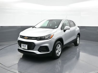 Used 2022 Chevrolet Trax LS w/ Tint and Cruise Package