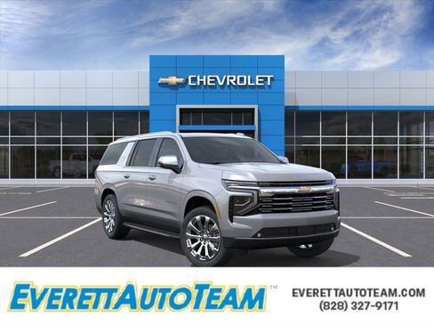 New 2026 Chevrolet Suburban Premier AWD/4WD image 1