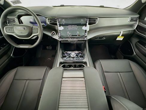 New 2026 Jeep Grand Wagoneer L Limited AWD/4WD image 10