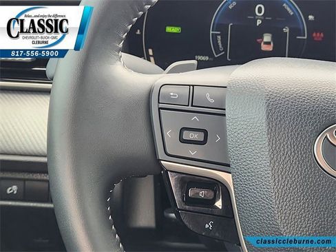 Used 2025 Toyota Camry LE image 26