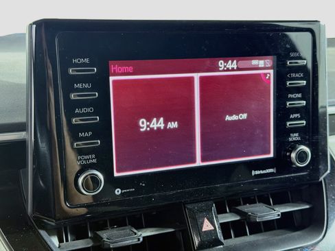Used 2021 Toyota Corolla L FWD image 21