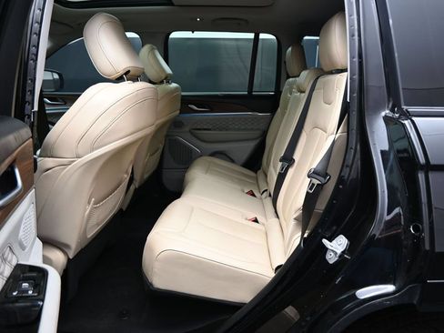 Used 2023 Jeep Grand Cherokee Summit w/ Adv Protech Group IV AWD/4WD image 22
