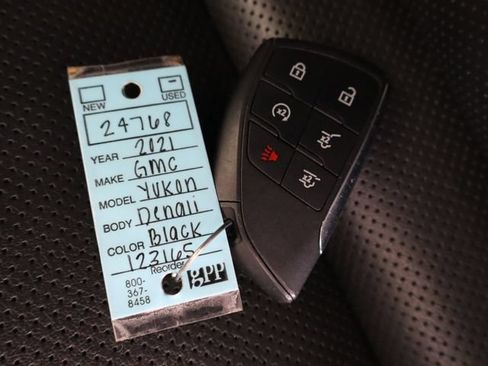 Used 2021 GMC Yukon Denali w/ Denali Premium Package AWD/4WD image 57