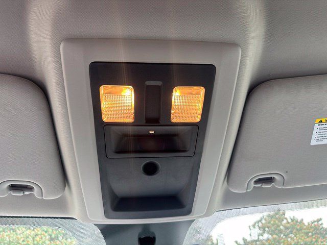 Used 2018 RAM 2500 Tradesman w/ Chrome Appearance Group AWD/4WD image 28