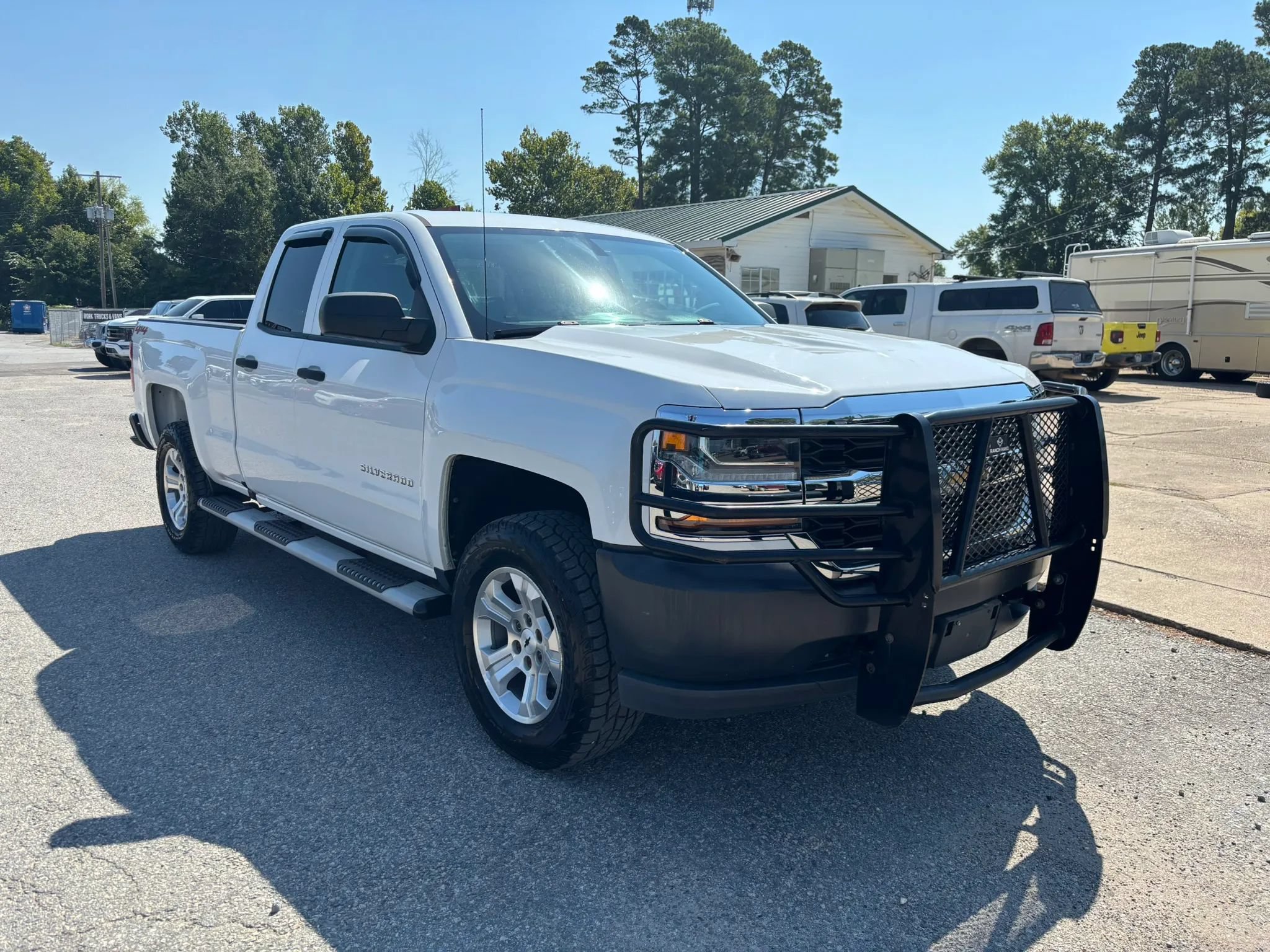 Used 2018 Chevrolet Silverado 1500 W/T w/ WT Convenience Package AWD/4WD image 7