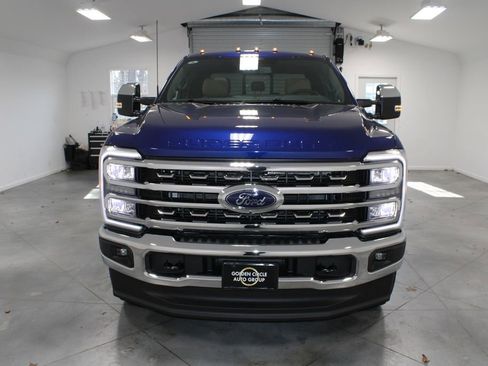 New 2026 Ford F250 Lariat w/ Chrome Package image 2