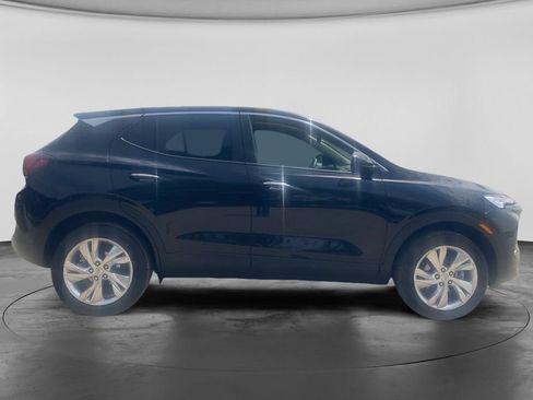 Used 2025 Buick Encore GX Preferred AWD/4WD image 3