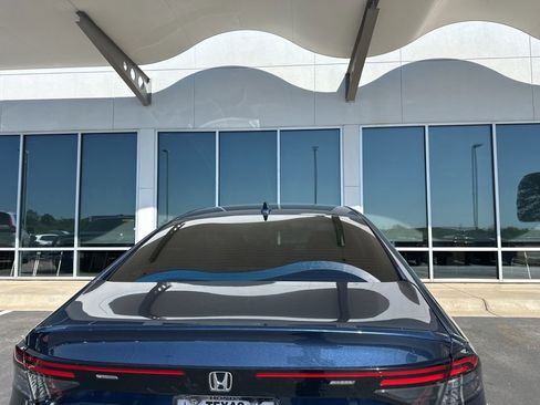 Used 2024 Honda Accord EX image 5