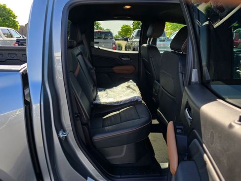 New 2026 GMC Canyon AT4 w/ AT4 Premium Package AWD/4WD image 25